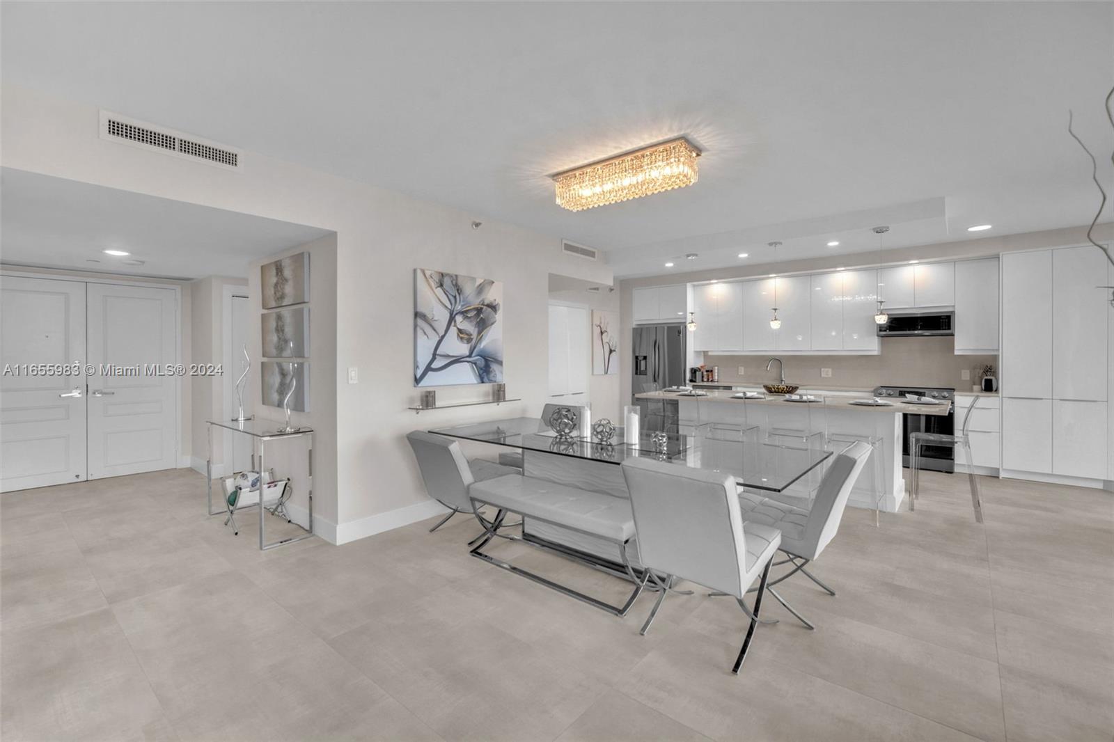 20191 E Country Club Dr # 601