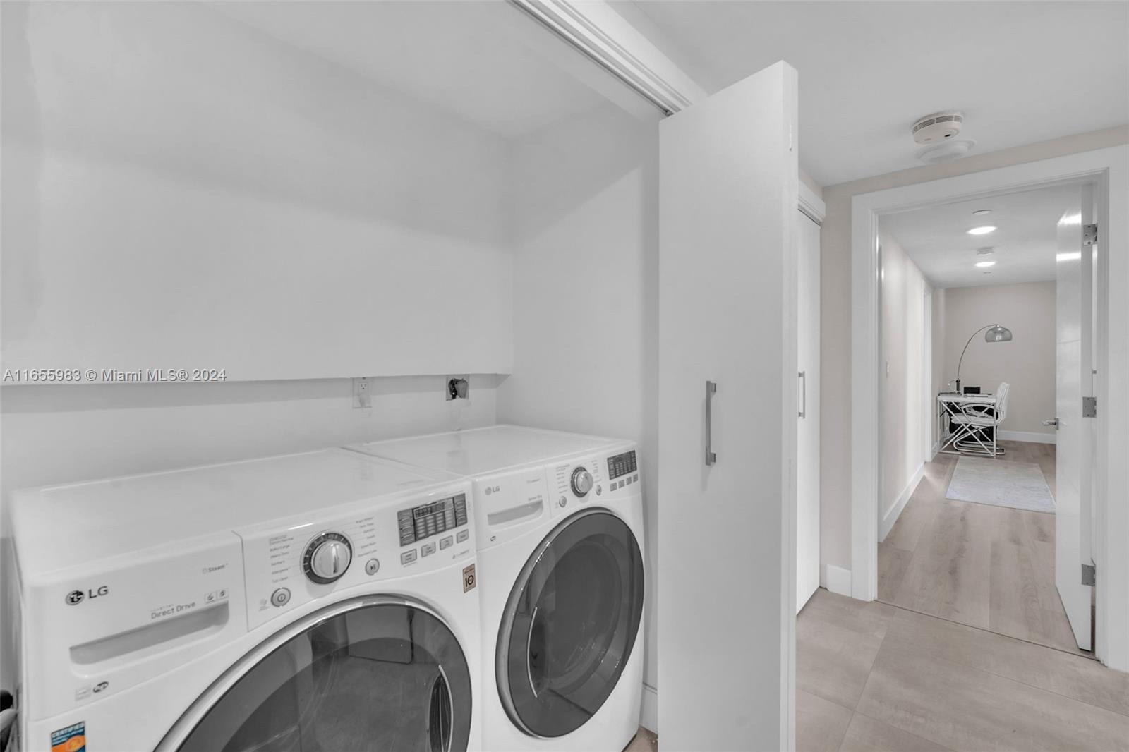 20191 E Country Club Dr # 601