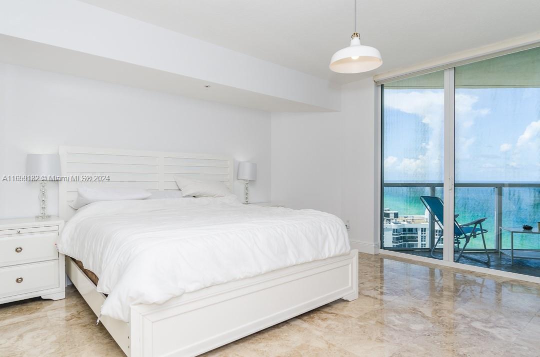 16699 Collins Ave # 3506
