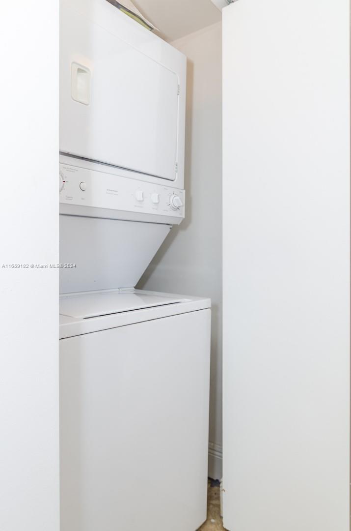 16699 Collins Ave # 3506