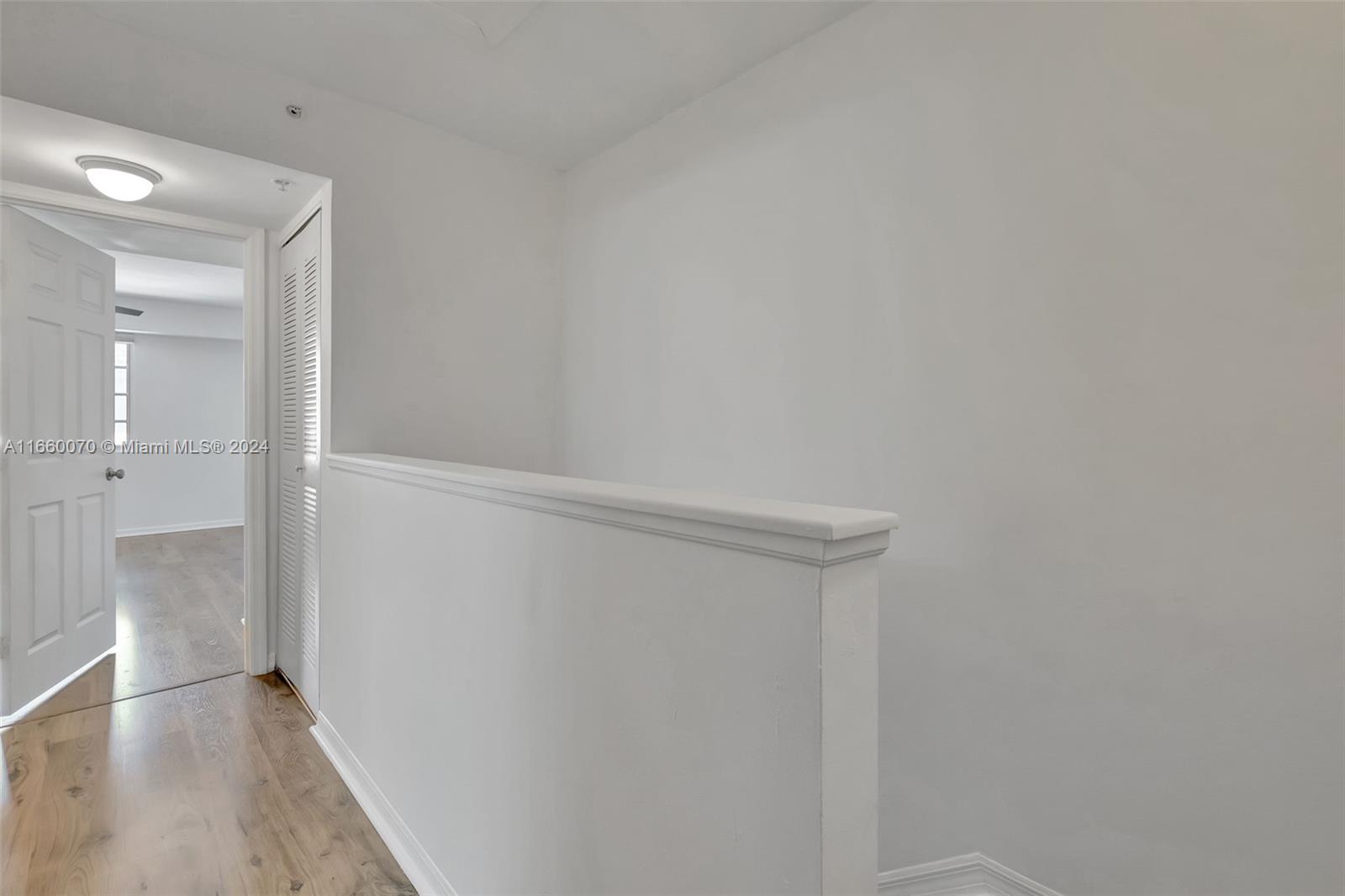 2965 NE 185th St # 1509