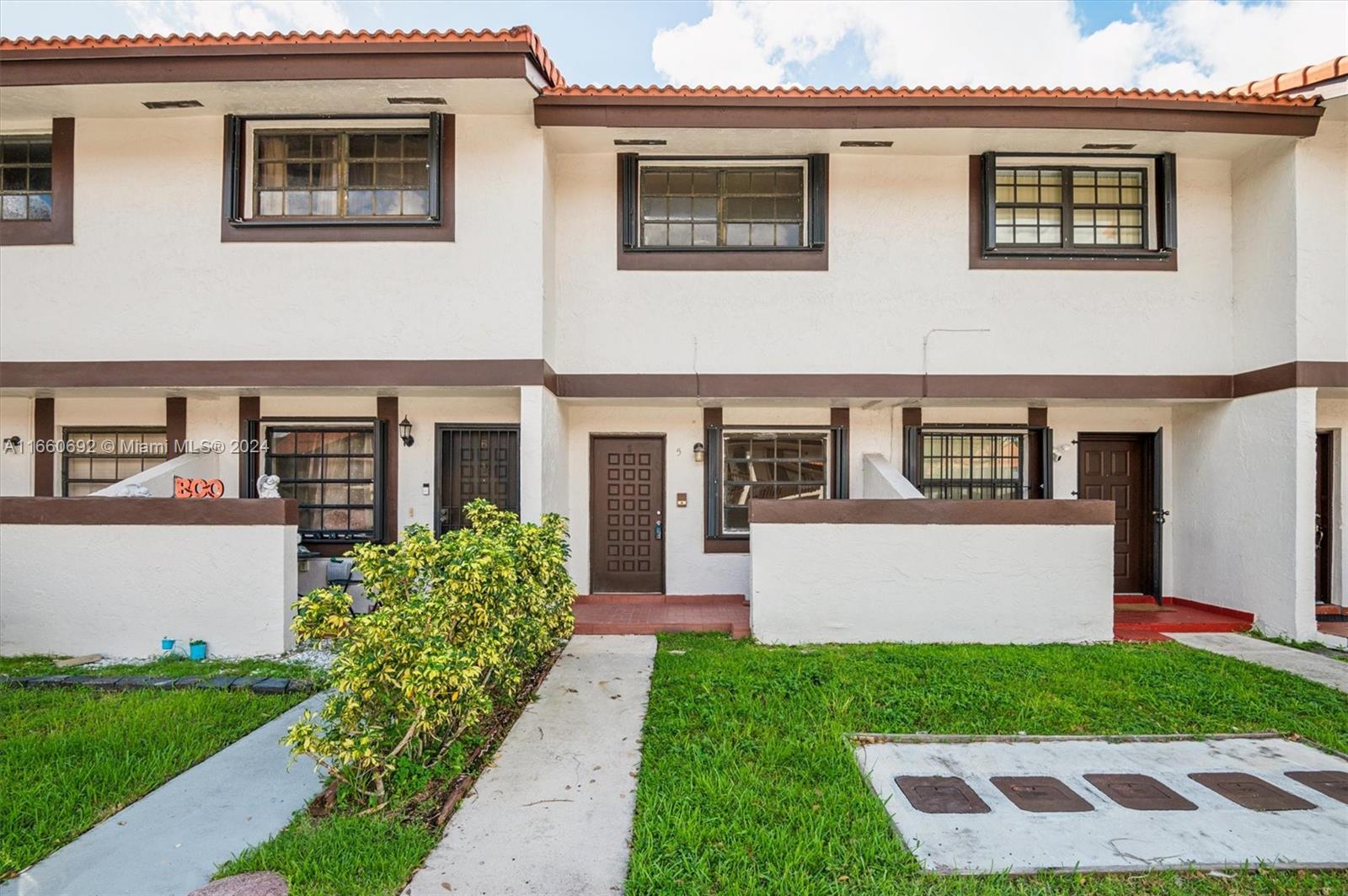 13270 SW 58th Ter # 5 Unit: 9-5
