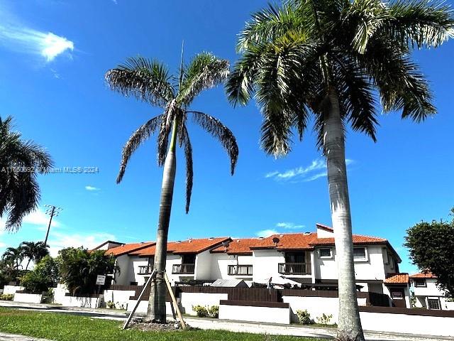 13270 SW 58th Ter # 5 Unit: 9-5