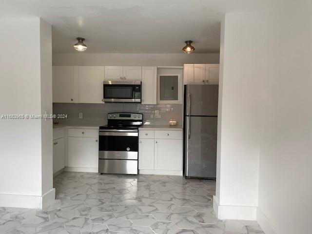 421 NE 68th St # 1