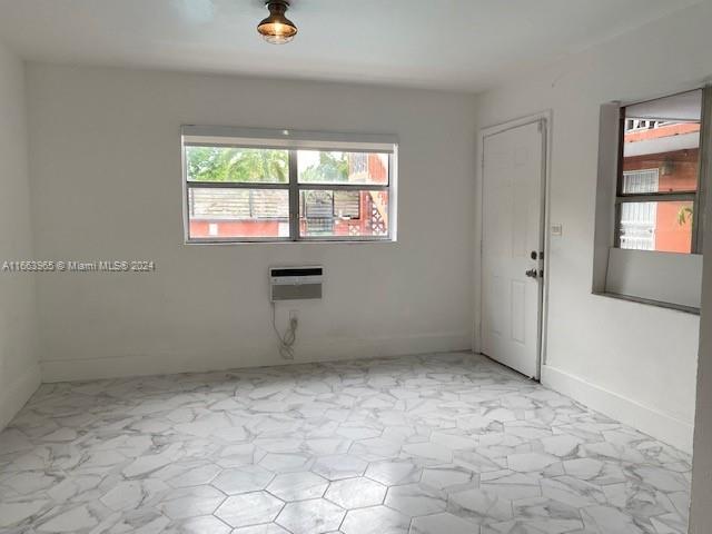 421 NE 68th St # 1