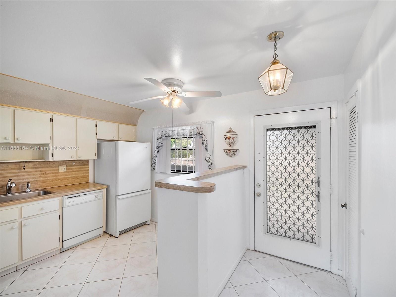 6090 N Sabal Palm Blvd # 204