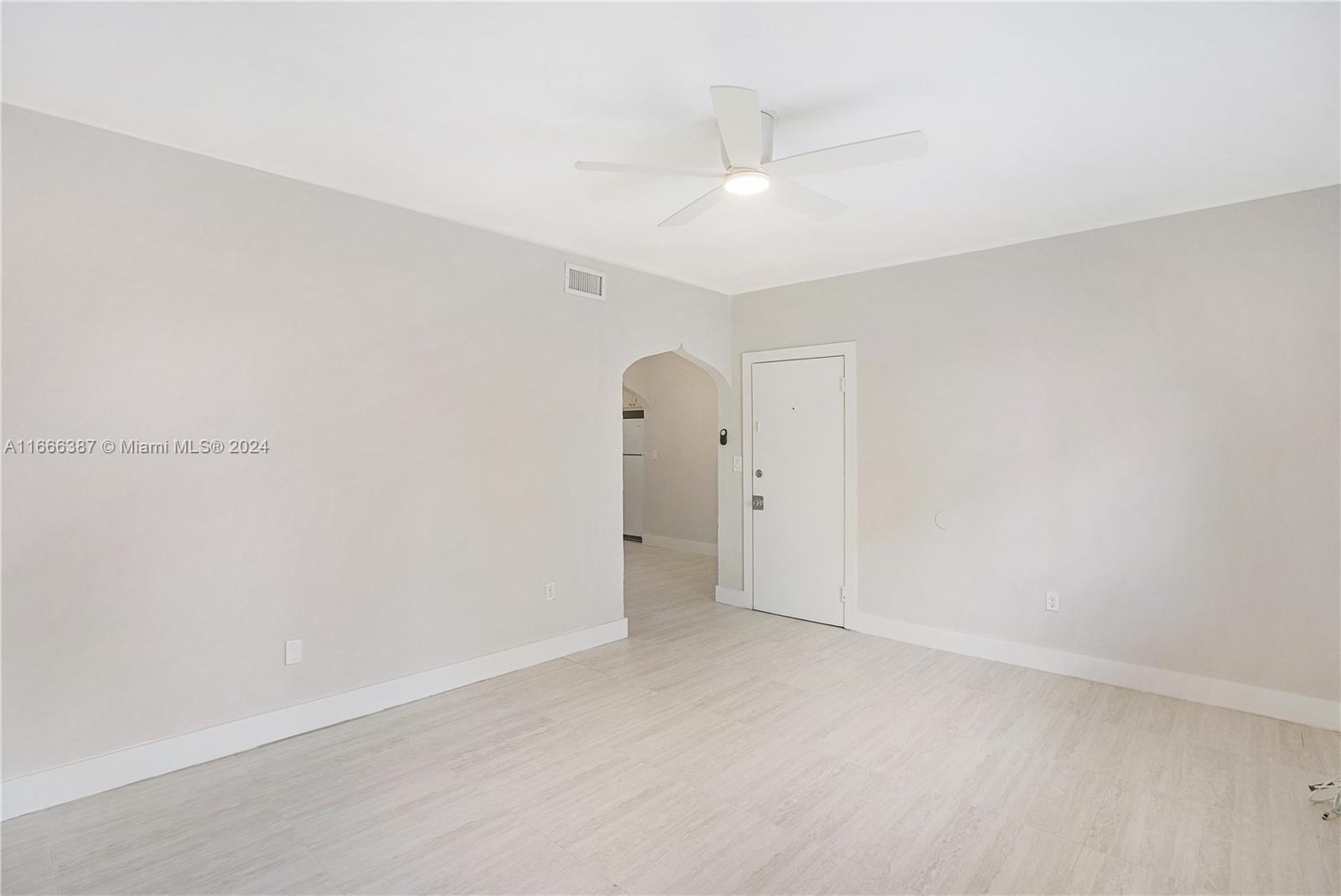 1228 Marseille Dr