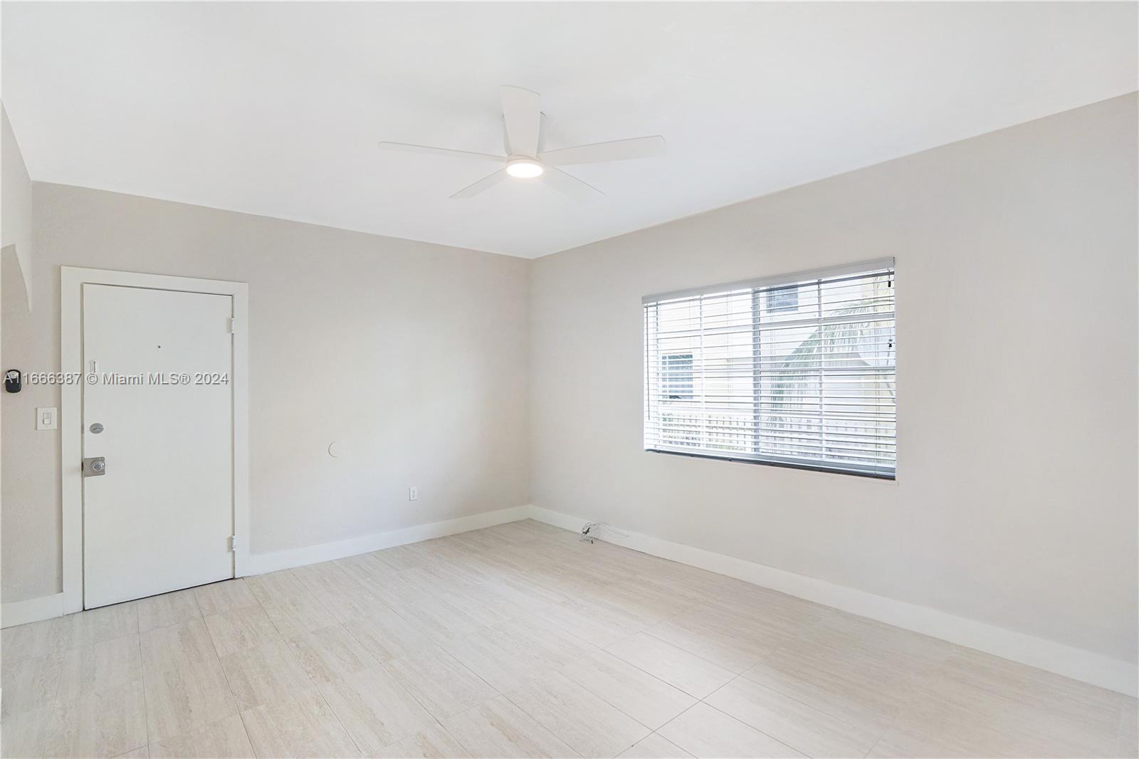 1228 Marseille Dr