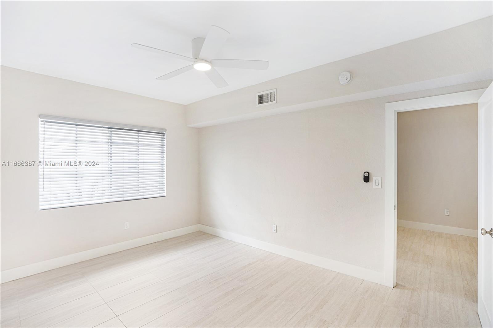 1228 Marseille Dr
