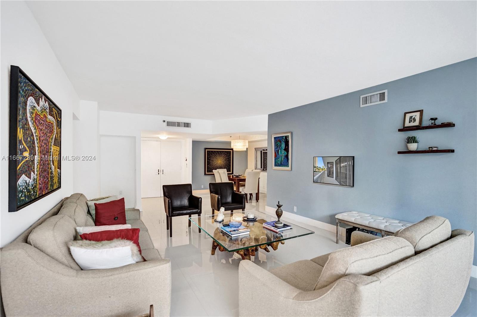 20281 E Country Club Dr # M3