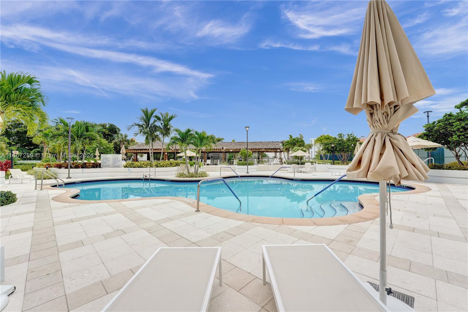 20281 E Country Club Dr # M3