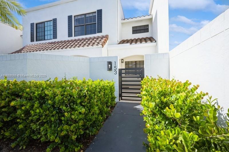 21216 Harbor Way # 15 Unit: 153-15