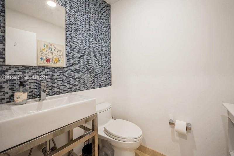 21216 Harbor Way # 15 Unit: 153-15