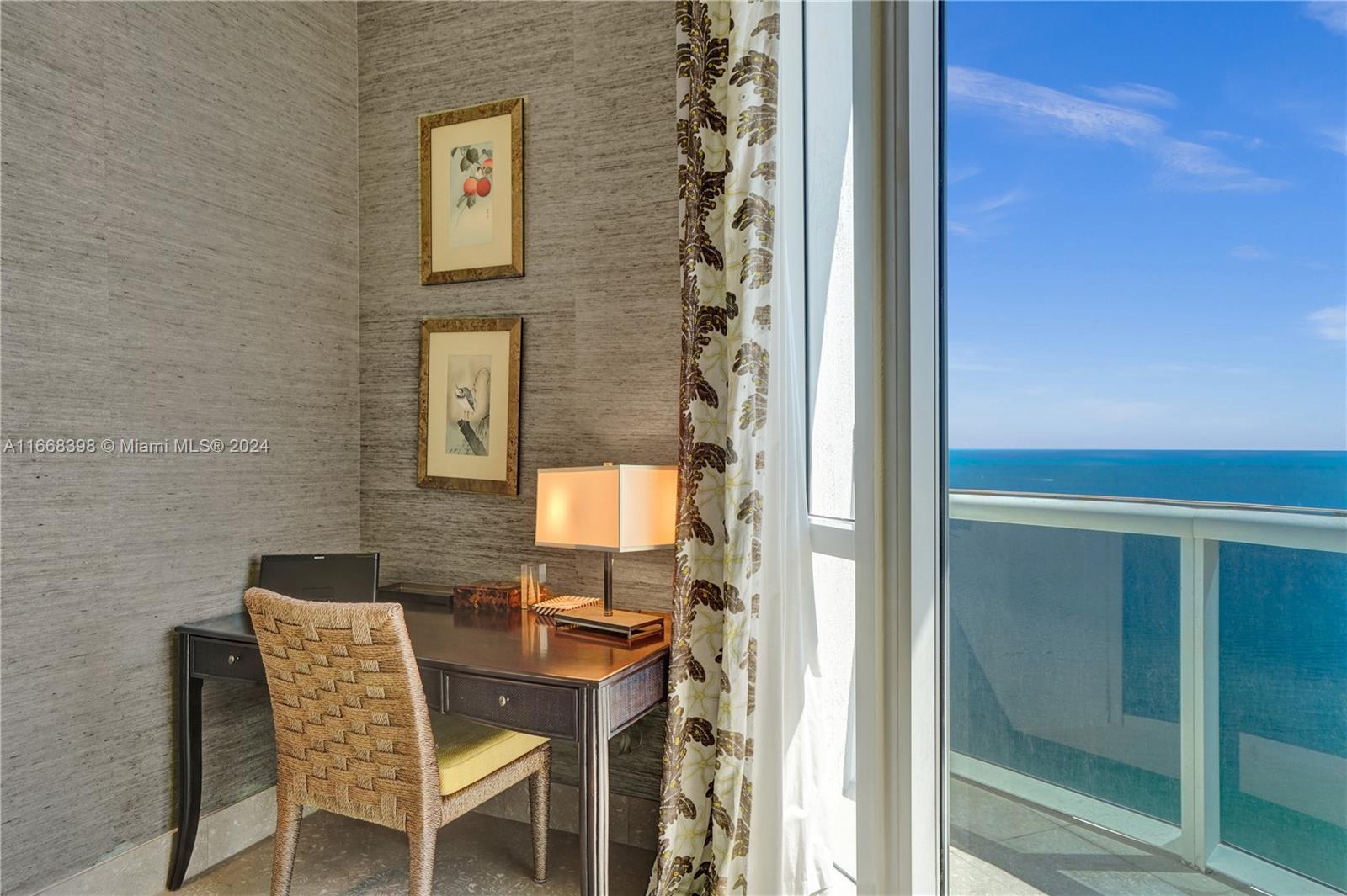 15901 Collins Ave # 4206