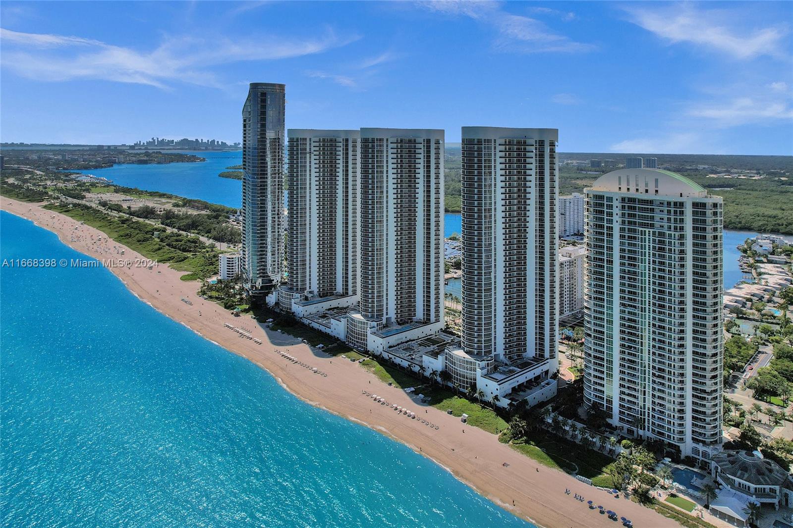 15901 Collins Ave # 4206