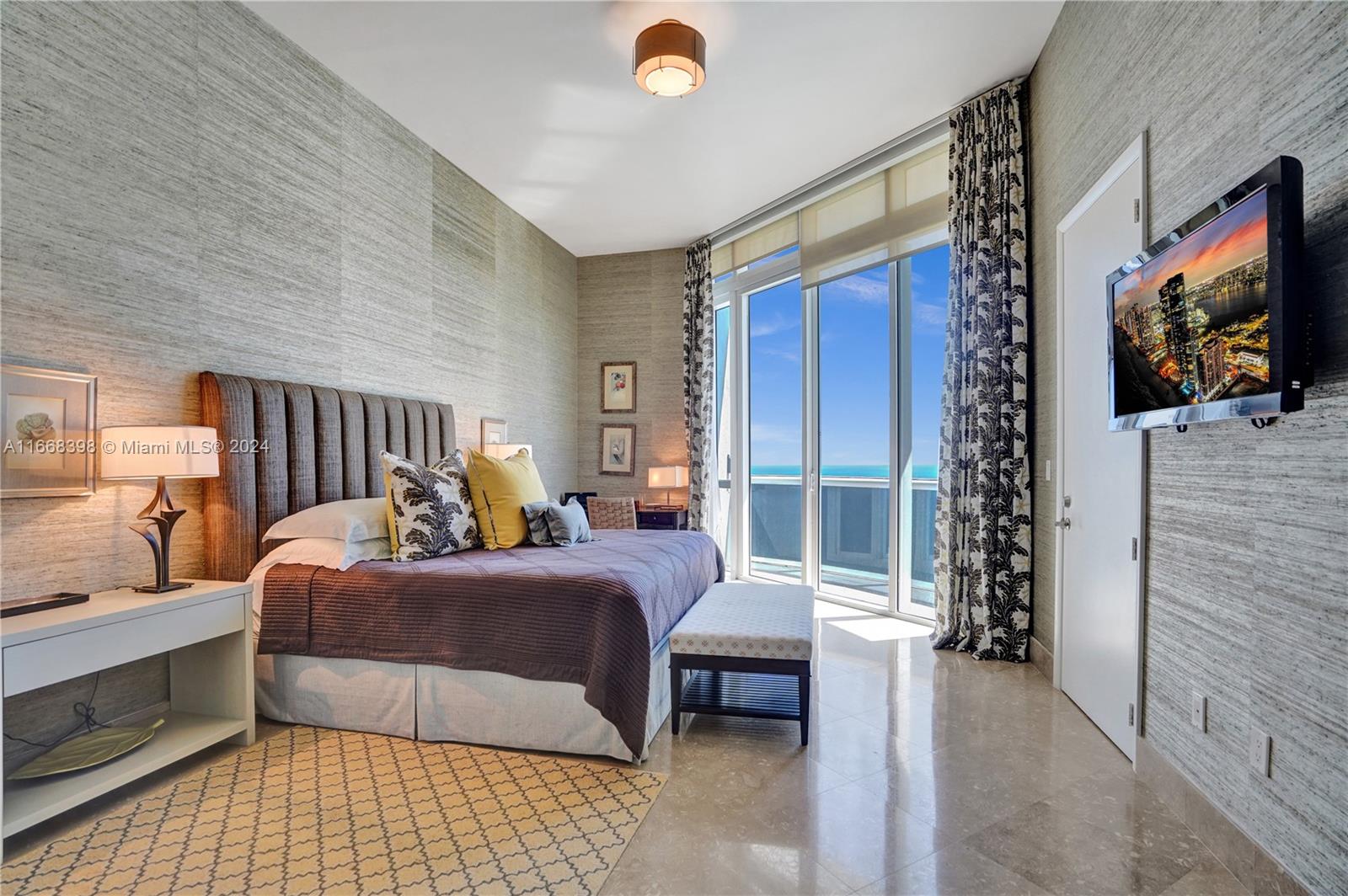 15901 Collins Ave # 4206