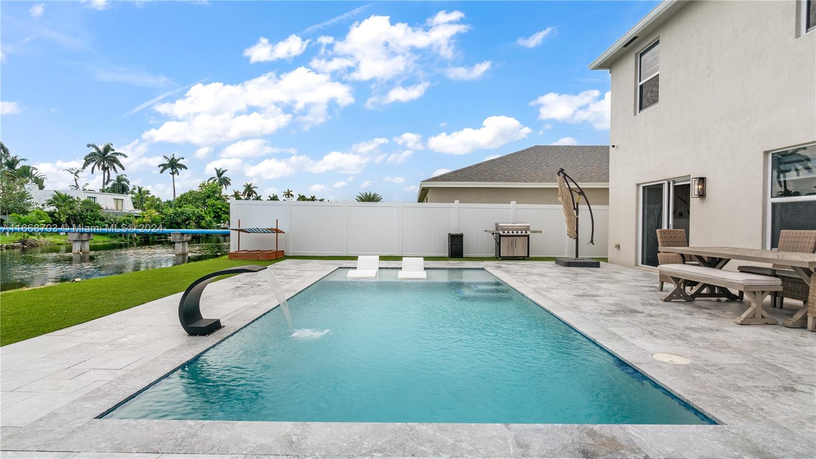 1188 NW 208th St