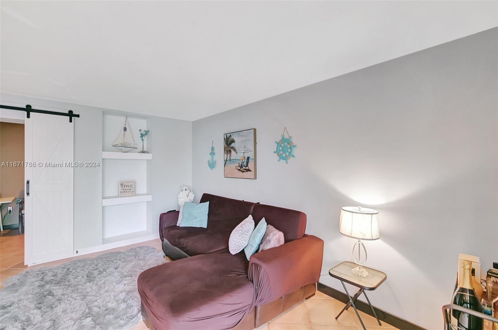1300 Alton Rd # 5C