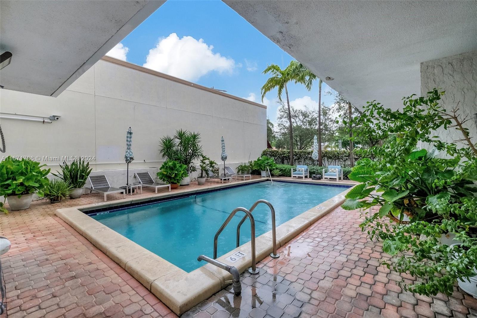 1300 Alton Rd # 5C
