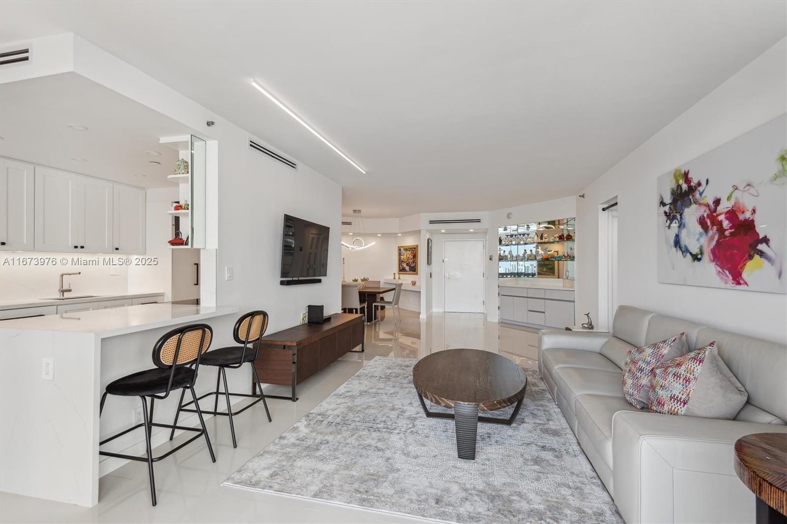 3000 Island Blvd # 2404