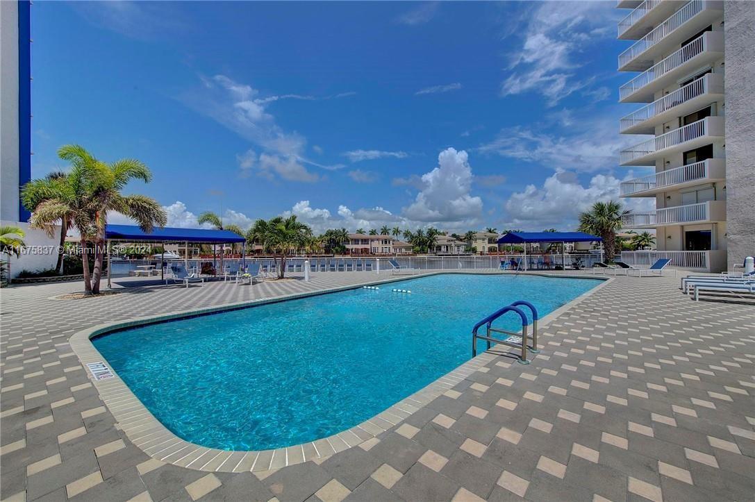 1600 S Ocean Dr # 17C