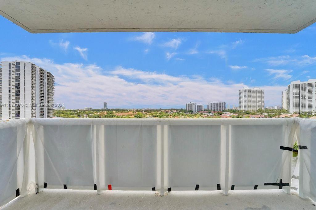 20505 E Country Club Dr # 938
