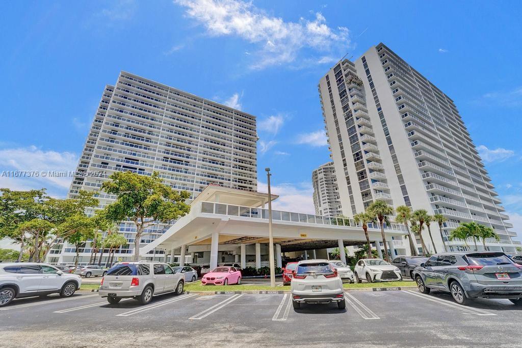 20505 E Country Club Dr # 938