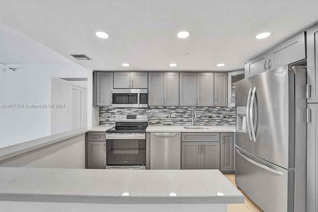20505 E Country Club Dr # 938