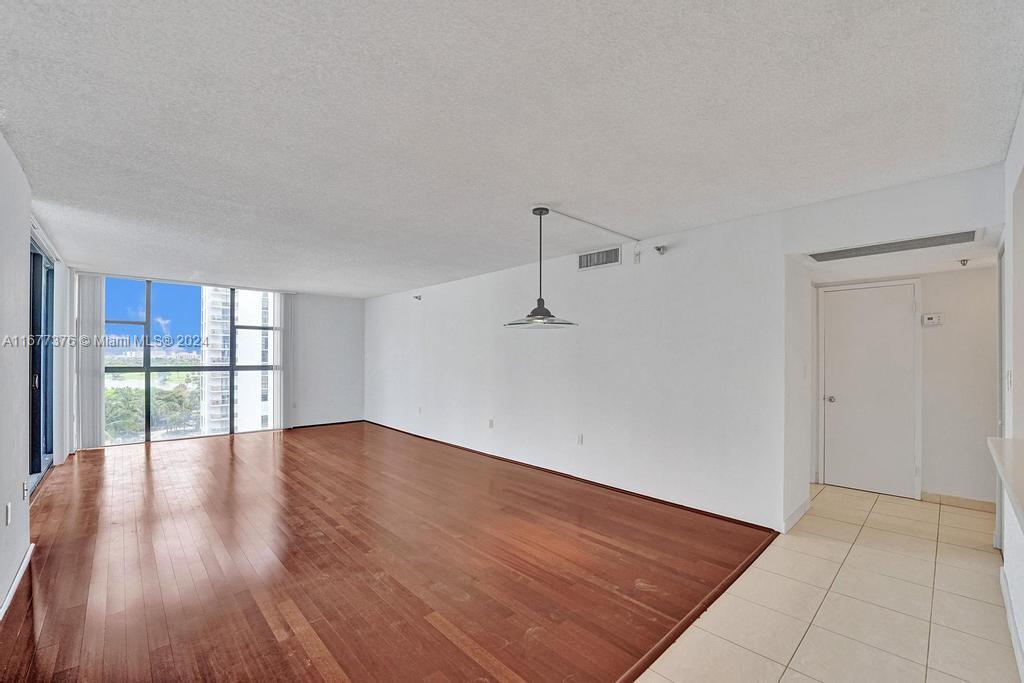 20505 E Country Club Dr # 938
