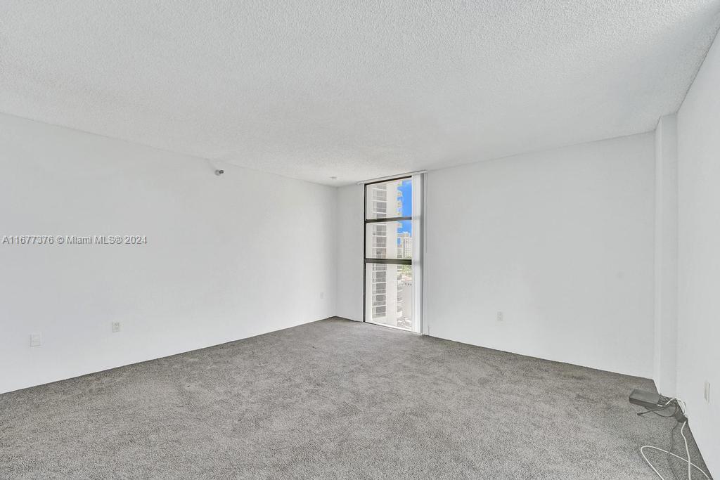 20505 E Country Club Dr # 938