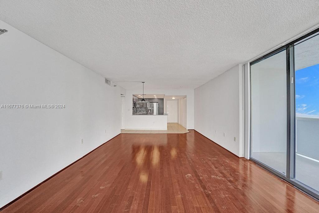 20505 E Country Club Dr # 938