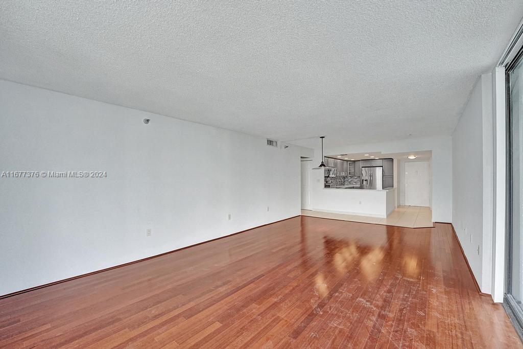 20505 E Country Club Dr # 938