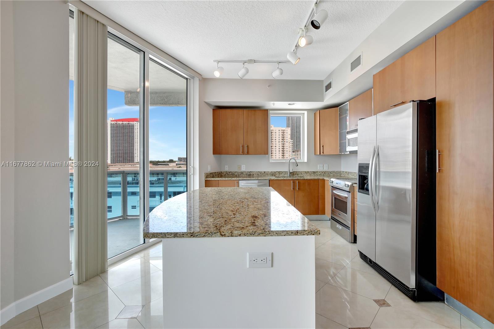 1945 S Ocean Dr # 508