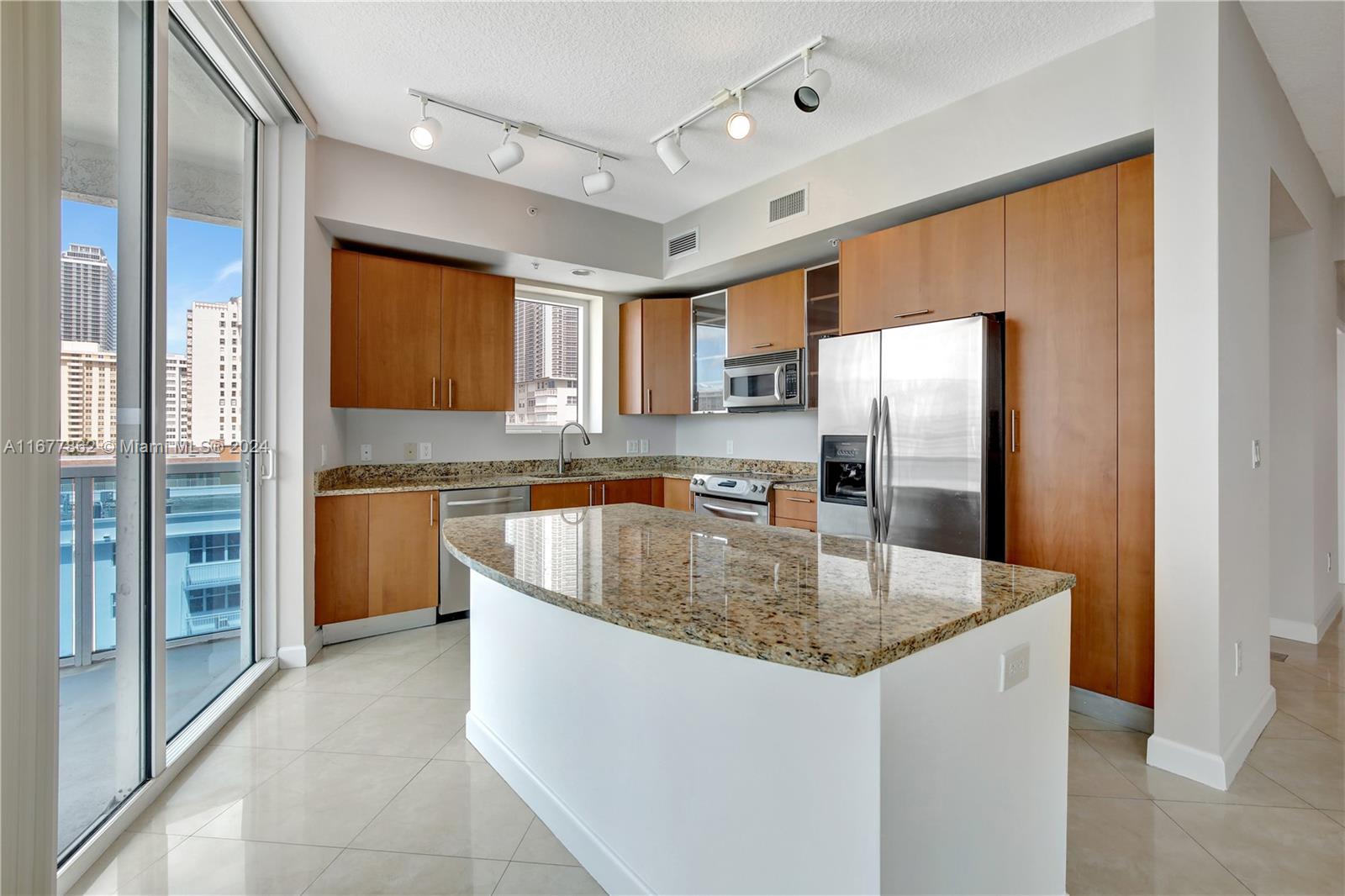 1945 S Ocean Dr # 508