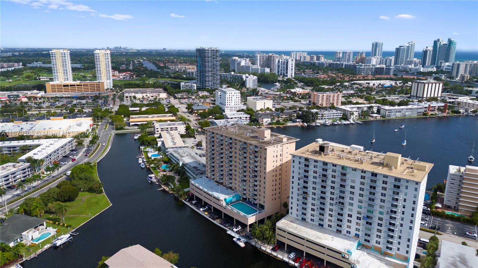 437 Golden Isles Dr # 9J