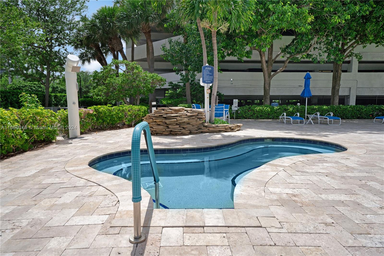 3500 Mystic Pointe Dr # 2505
