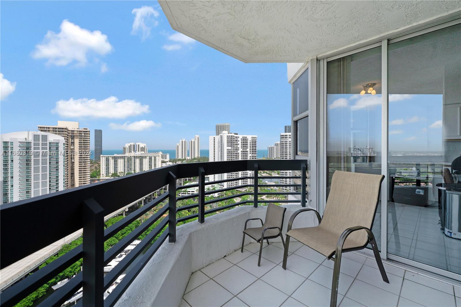3500 Mystic Pointe Dr # 2505
