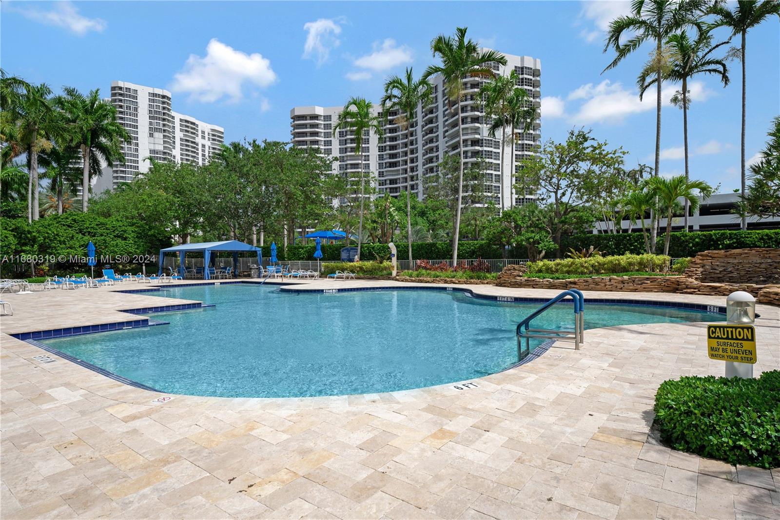 3500 Mystic Pointe Dr # 2505