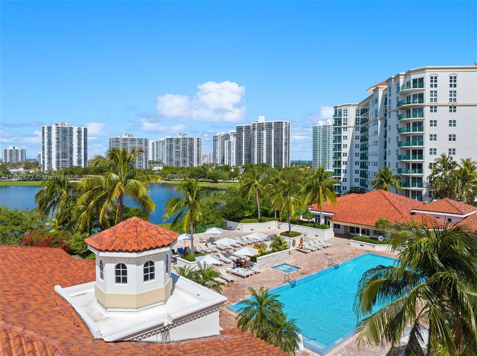 20000 E Country Club Dr # 314