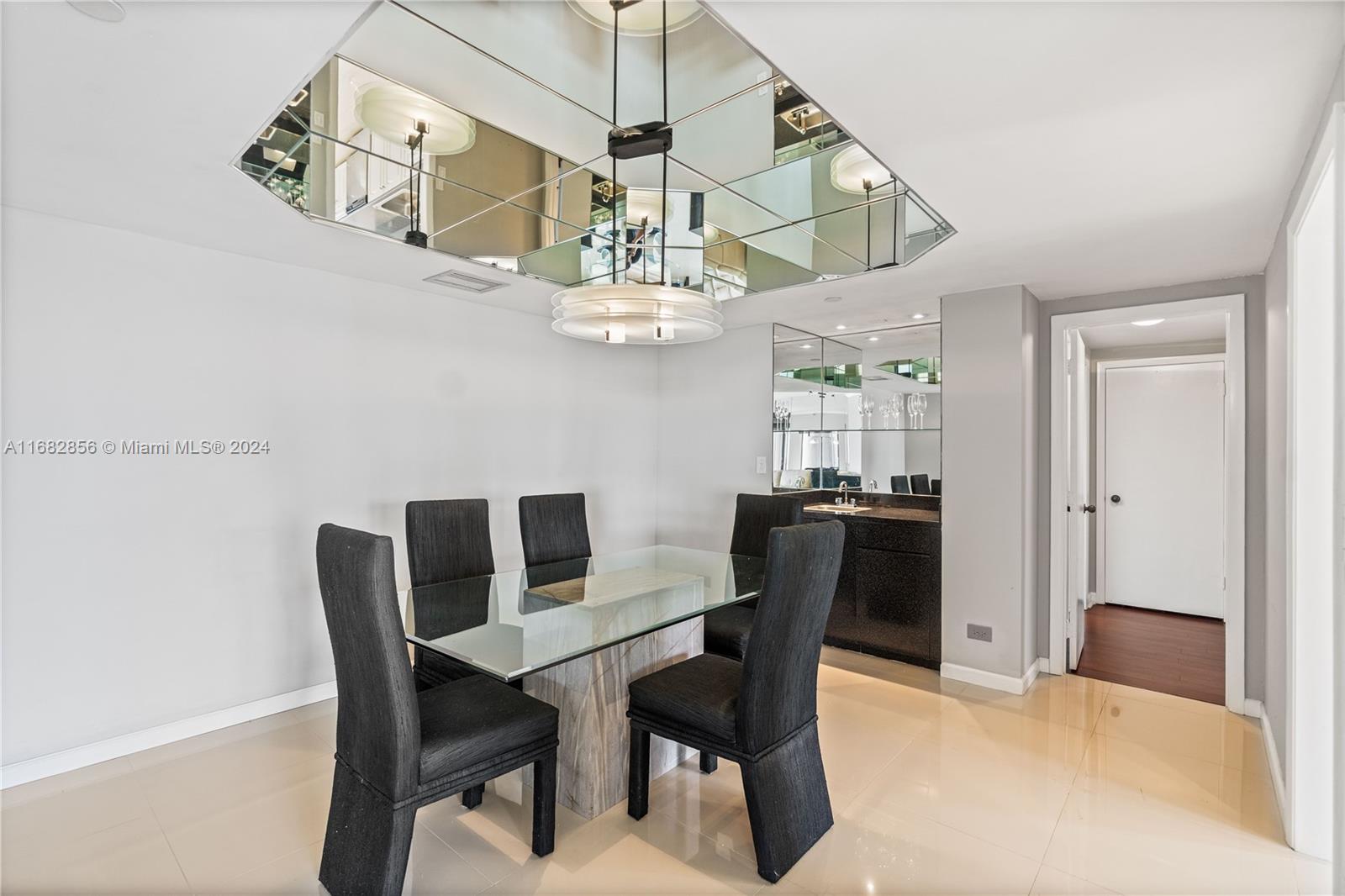 20191 E Country Club Dr # 1109