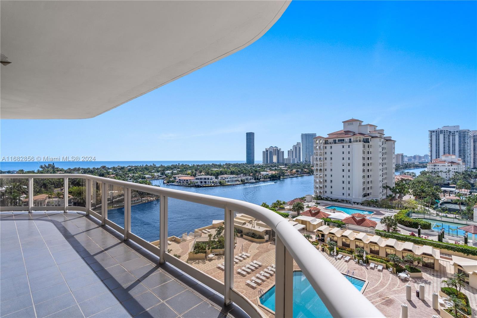 20191 E Country Club Dr # 1109