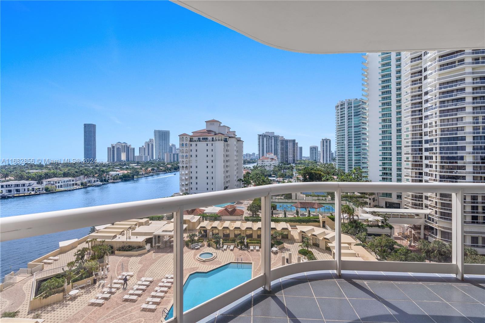 20191 E Country Club Dr # 1109