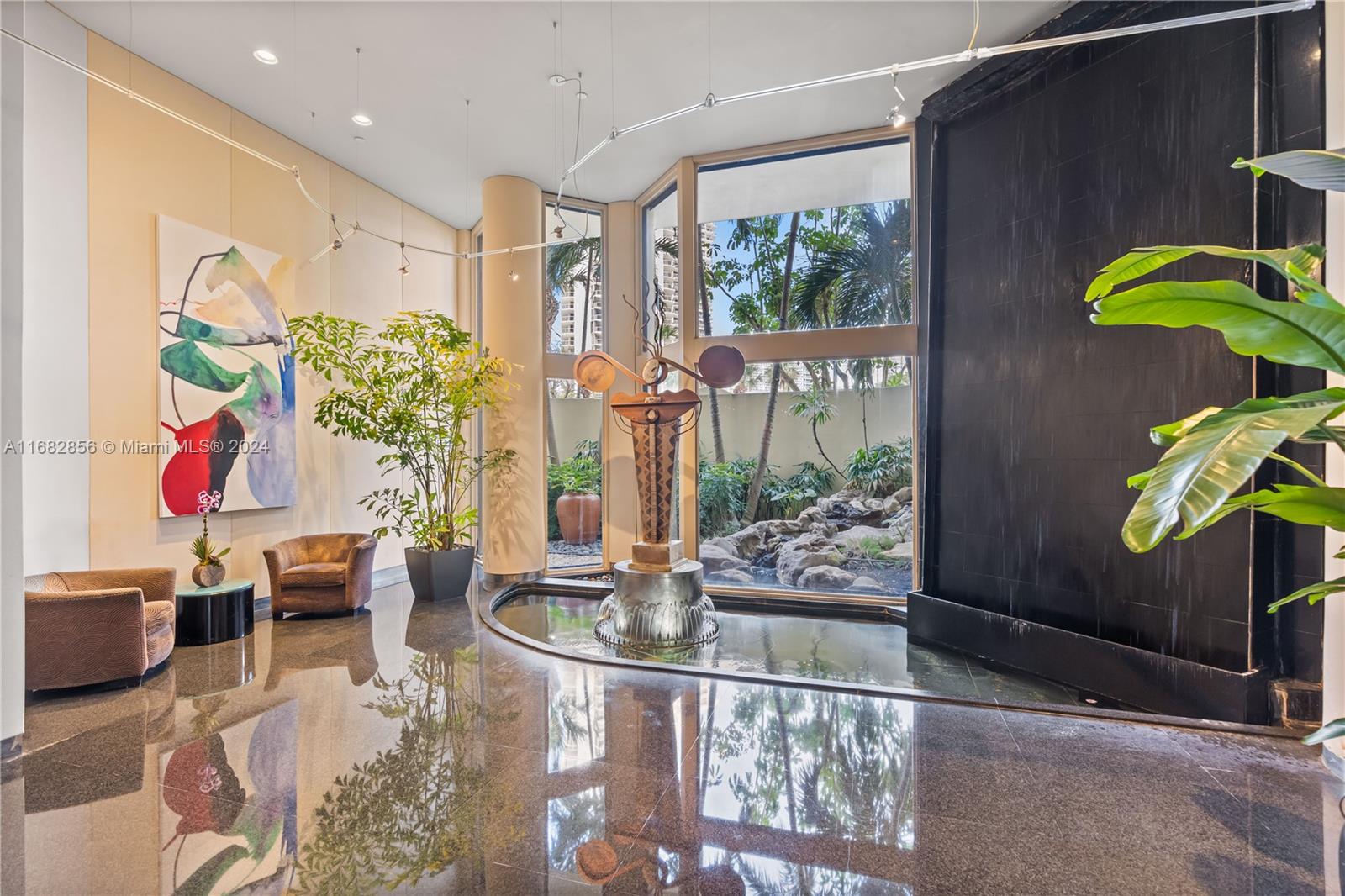 20191 E Country Club Dr # 1109