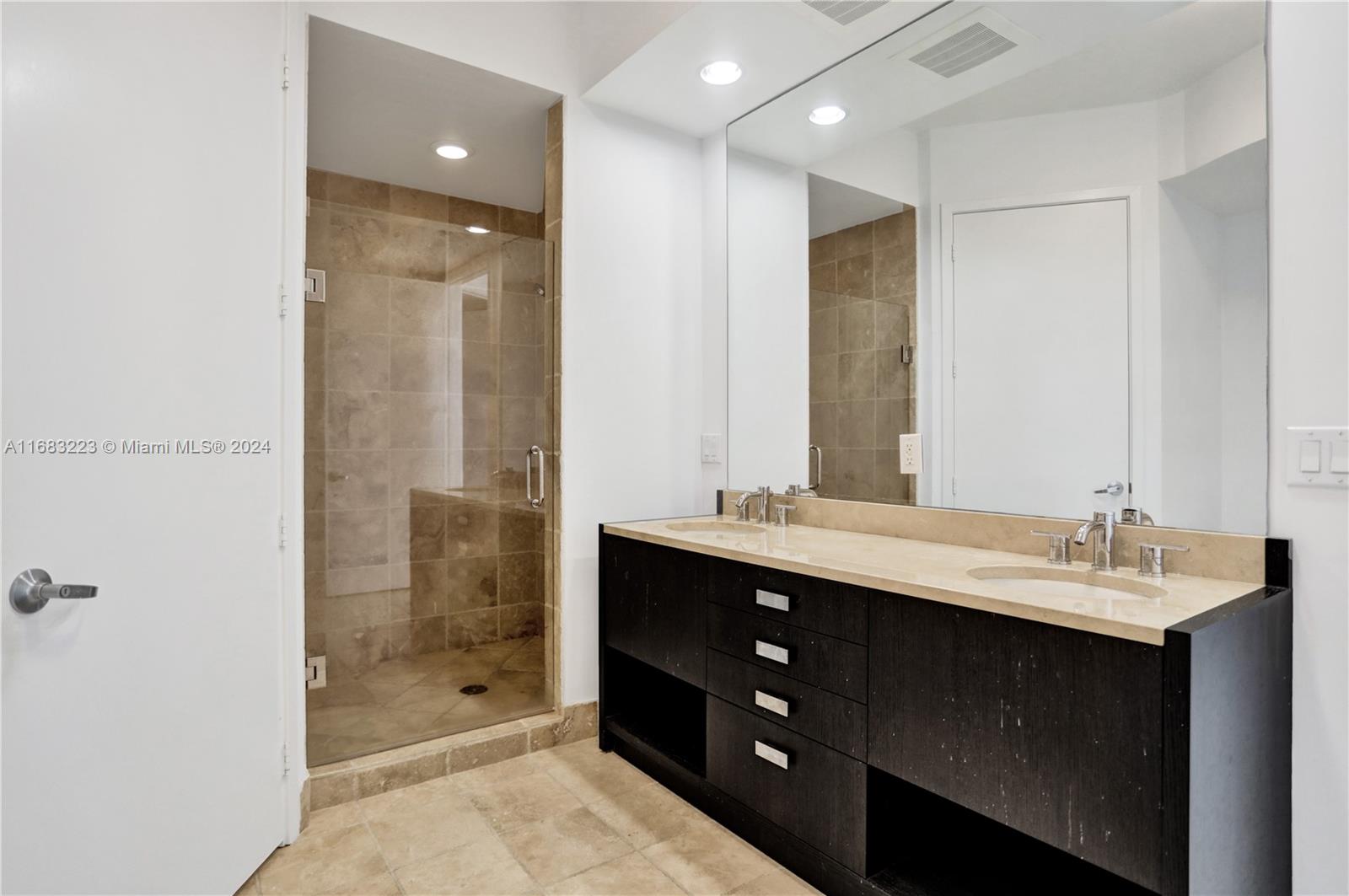 18201 Collins Ave # 4509