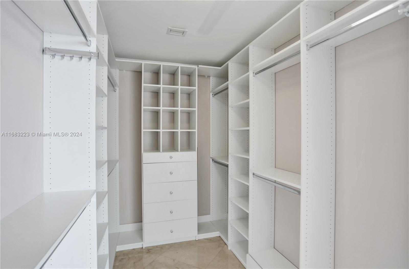 18201 Collins Ave # 4509