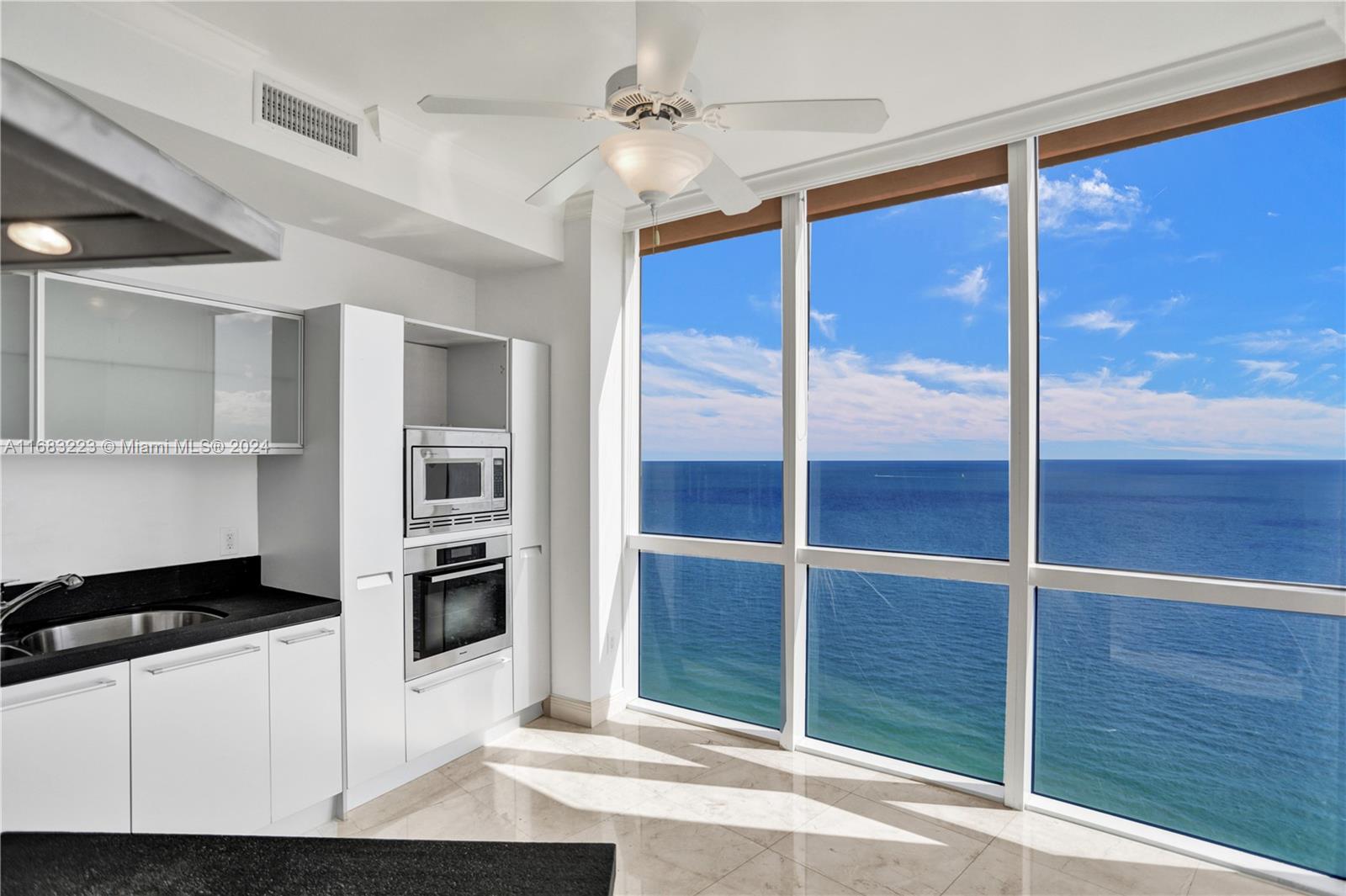 18201 Collins Ave # 4509