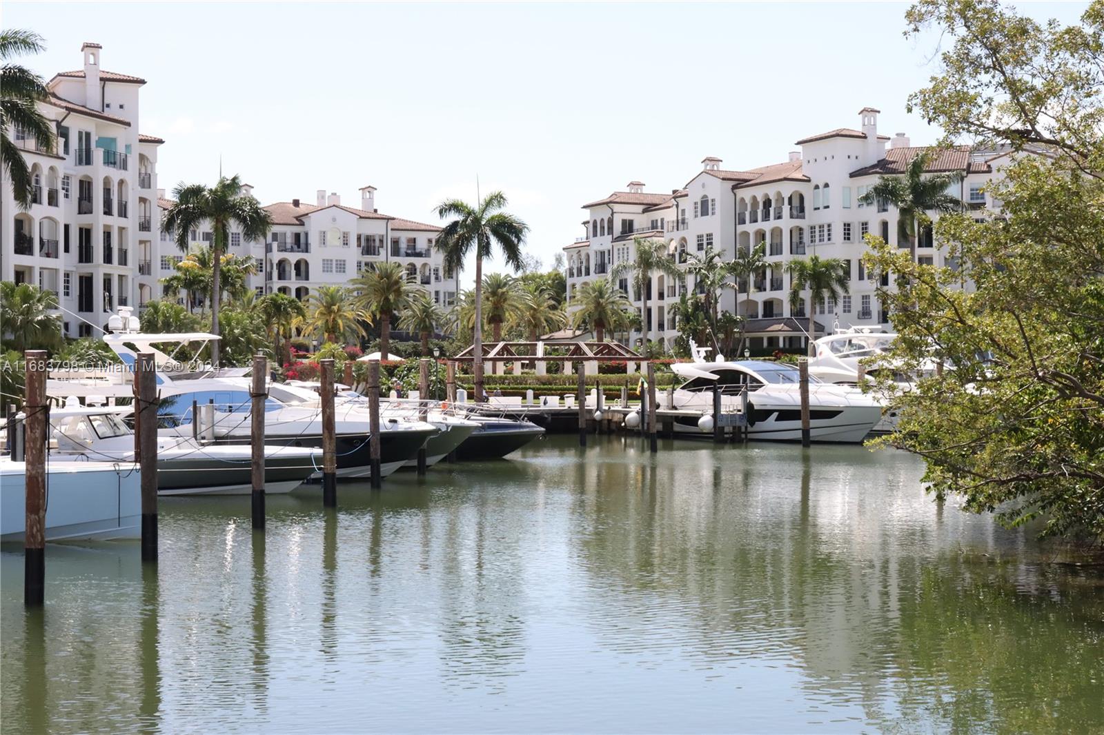 3000 Island Blvd # 1003