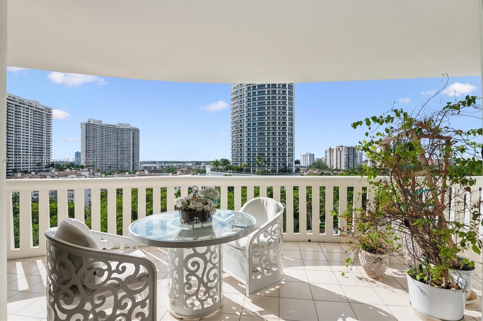 3000 Island Blvd # 1003