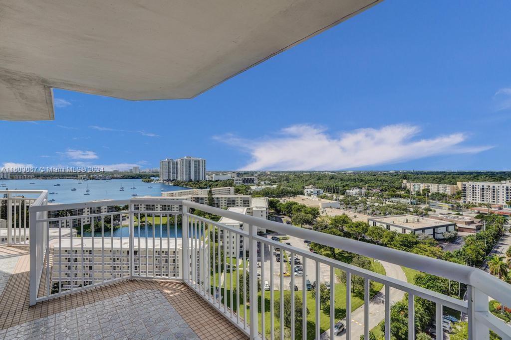 18011 Biscayne Blvd # 1705