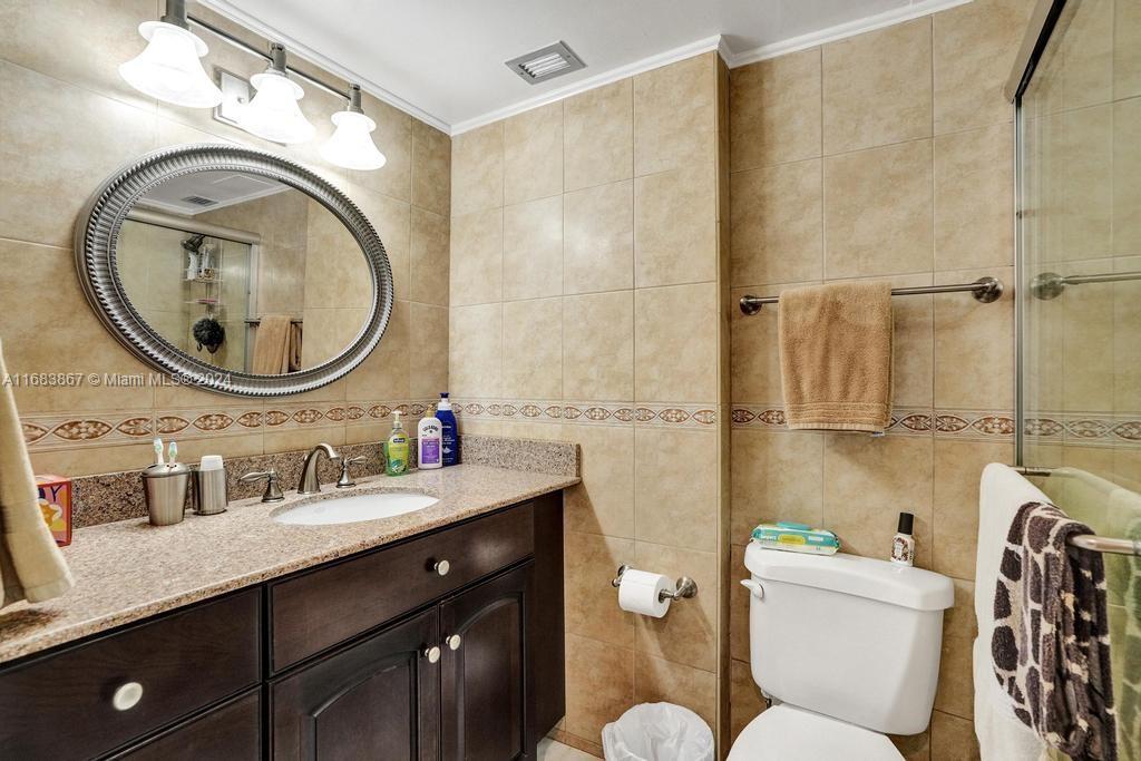 18011 Biscayne Blvd # 1705